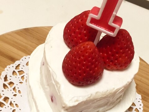 1歳の食パン誕生日ケーキ 水切りヨーグルトで レシピ 作り方 By Oo紀李 楽天レシピ